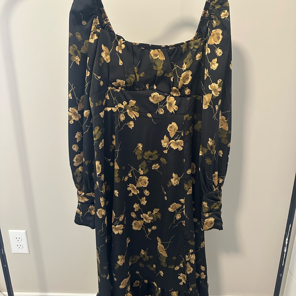 Black and Gold Floral Midi Dress